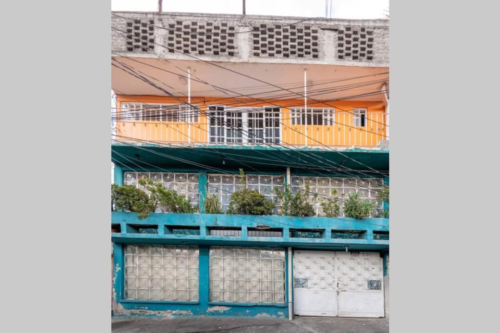 Departamento Cercano Al Aeropuerto T2, A 2 Calles Kota Meksiko Bagian luar foto