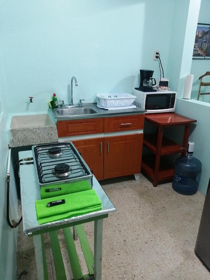 Departamento Cercano Al Aeropuerto T2, A 2 Calles Kota Meksiko Bagian luar foto