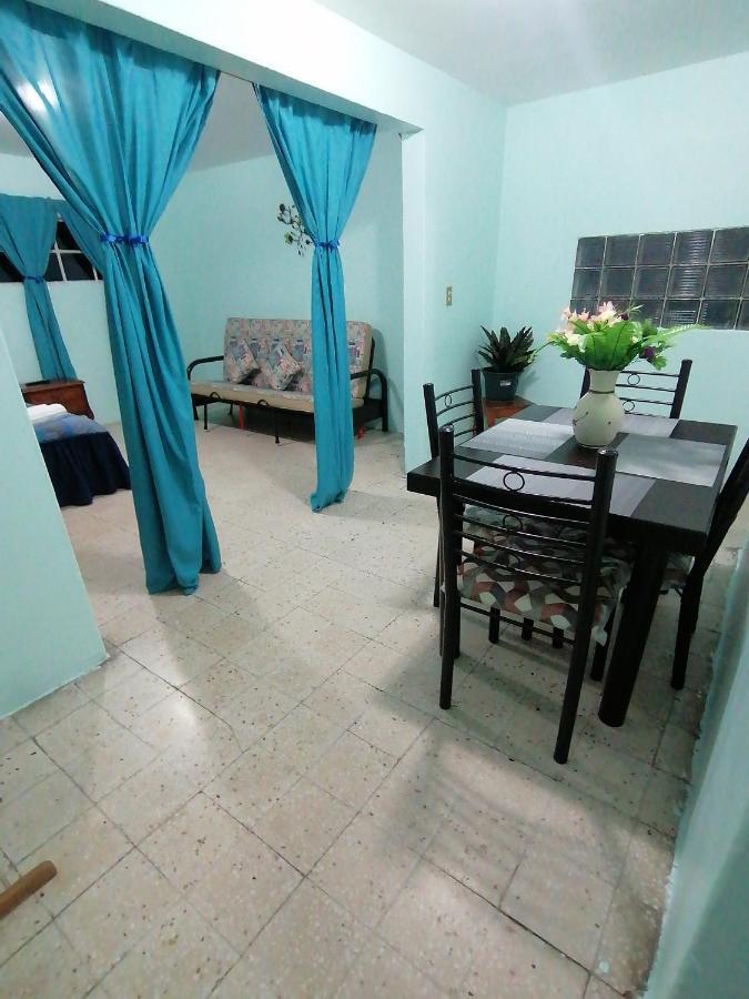Departamento Cercano Al Aeropuerto T2, A 2 Calles Kota Meksiko Bagian luar foto