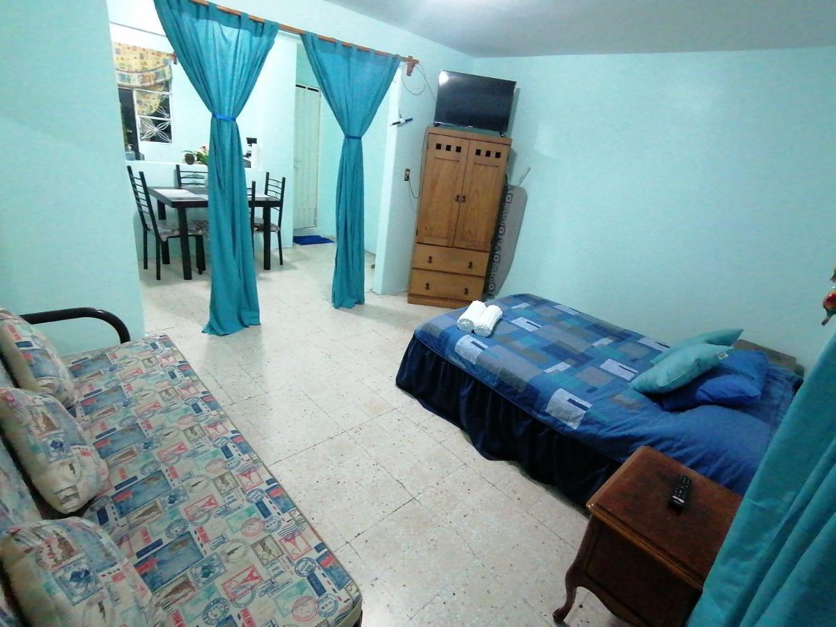 Departamento Cercano Al Aeropuerto T2, A 2 Calles Kota Meksiko Bagian luar foto