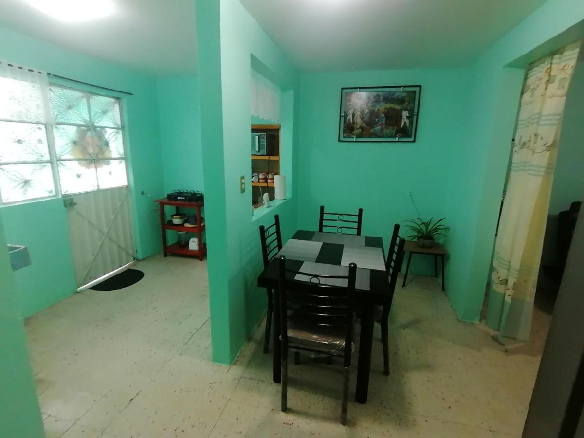 Departamento Cercano Al Aeropuerto T2, A 2 Calles Kota Meksiko Bagian luar foto